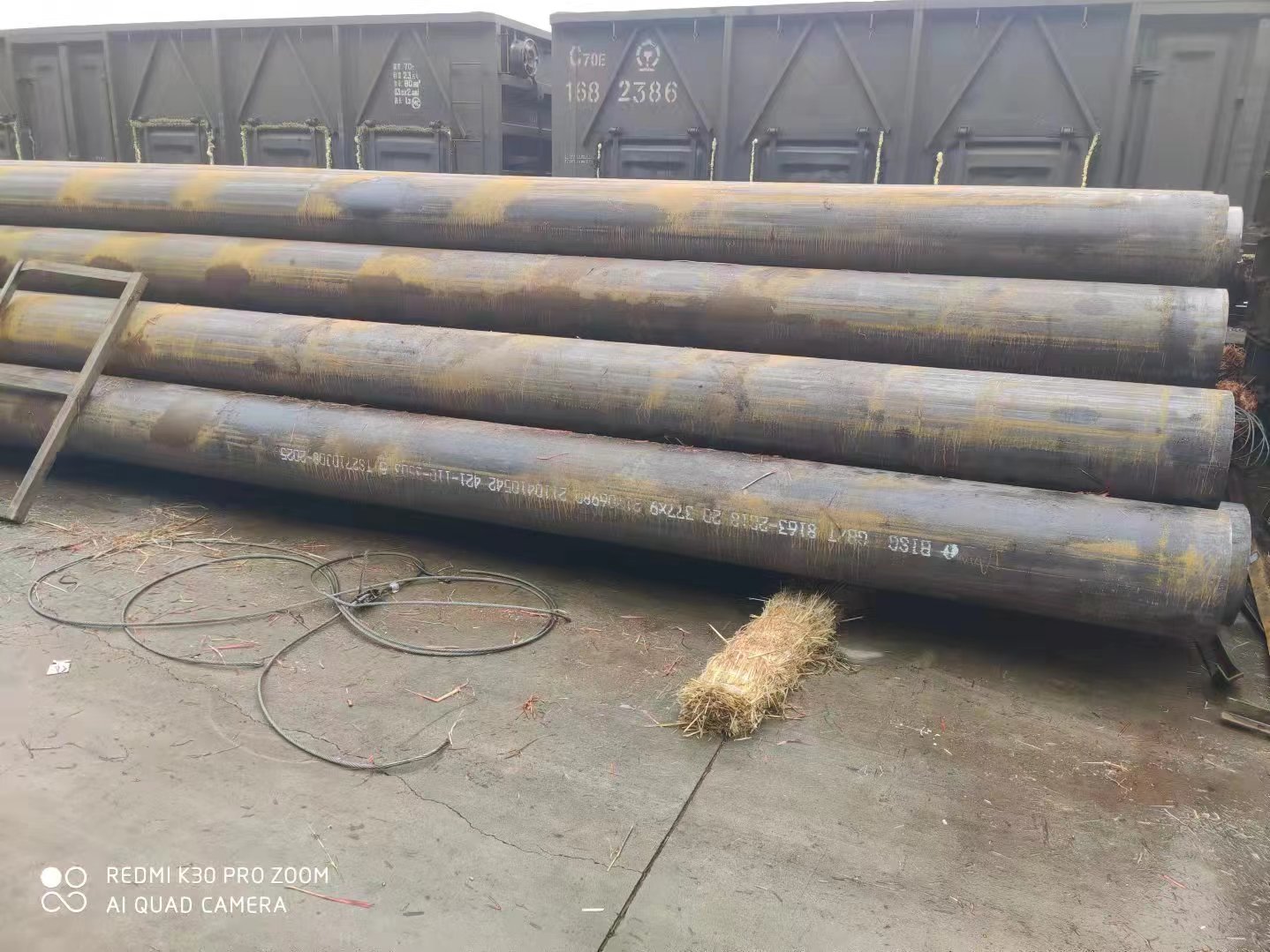 淺析直縫焊管的兩種成型工藝高頻直縫鋼管和埋弧焊直縫鋼管。